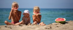 Пляжный отдых с детьми, куда поехать отдыхать с семьей